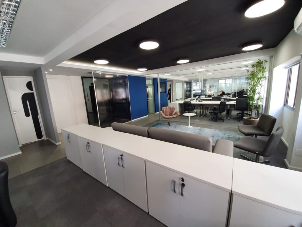 Móveis Corporativos Sob Medida, em São Paulo
