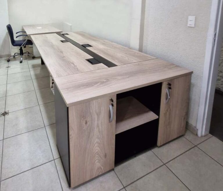Mesa Plataforma 4 Lugares em Oferta