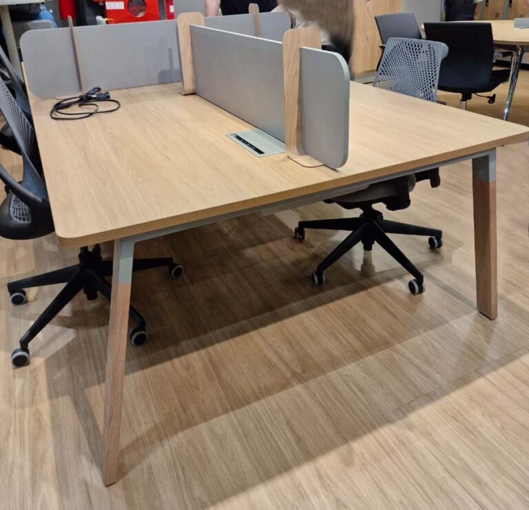 Mesa Plataforma 4 Lugares
